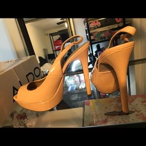 Zara peep-toe Platform Slingback